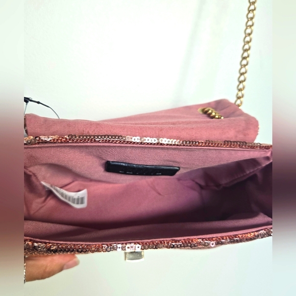 NWT F21 Rose Gold Sequin Purse - Picture 2 of 4